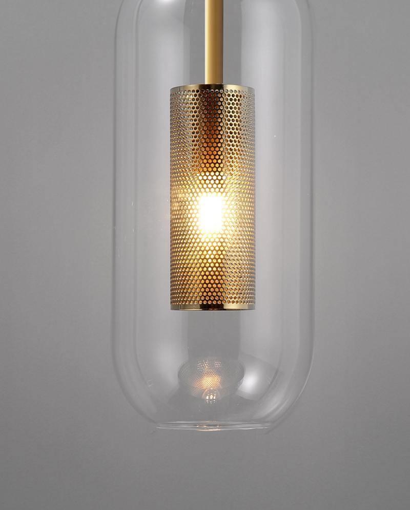 Dae zeitgenössische minimalistische Wandleuchte aus Glas