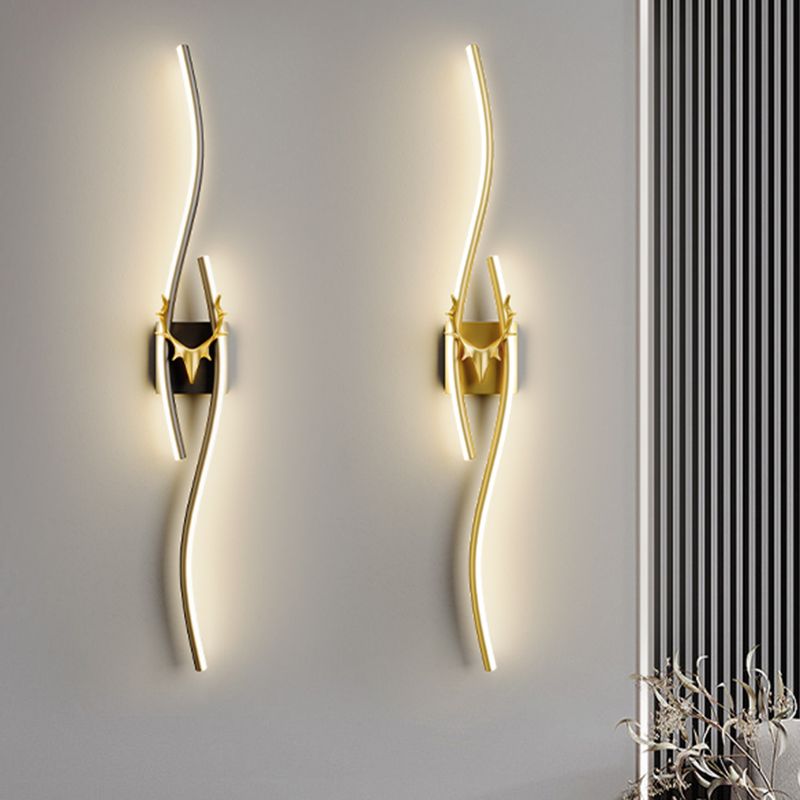 Arisha Modern Linear LED Wandleuchte Schwarz/Gold Innen Metall Dimmbar
