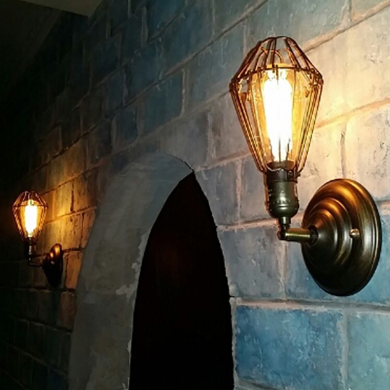 Silva Industrielle Laternenform LED Wandlampe Schwarz/Rost Wohnzimmer/Flur Metall
