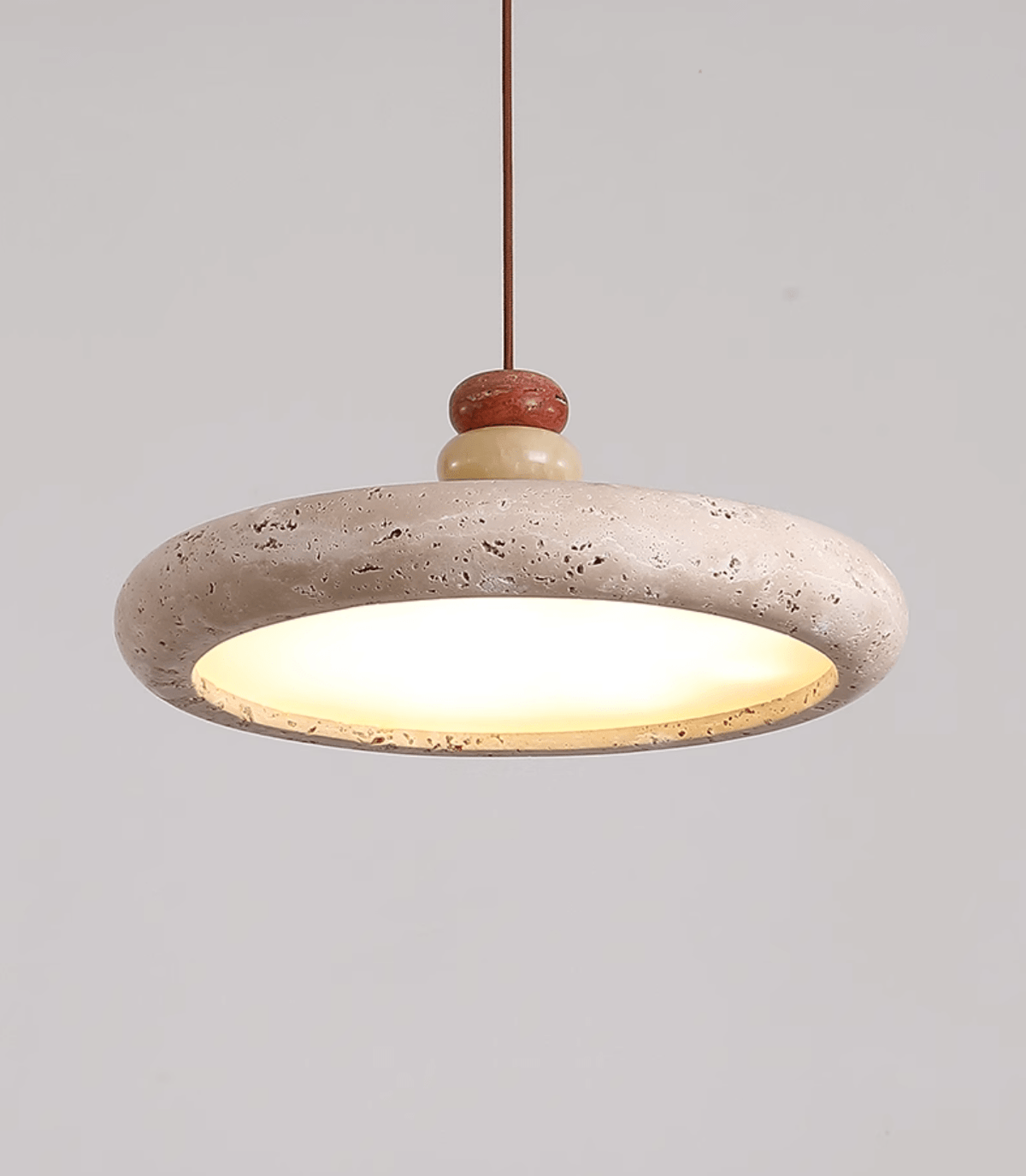 Cuvarora Pendelleuchte aus gelbem Travertin