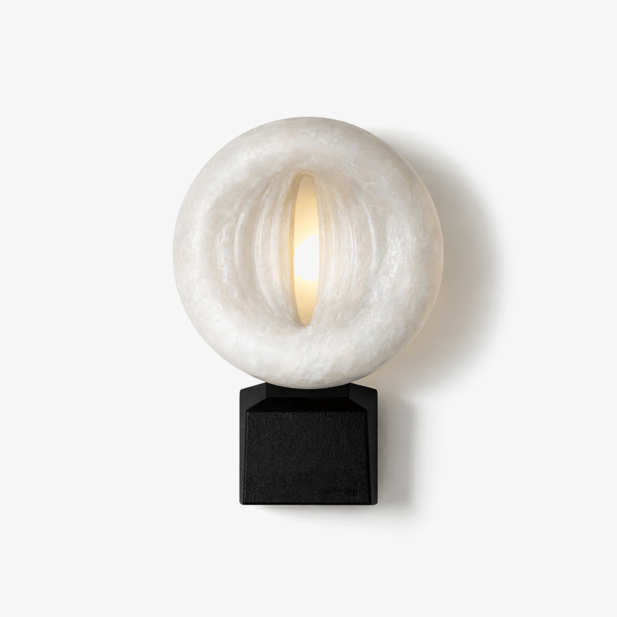 Eirion Rift Alabaster-Wandleuchte