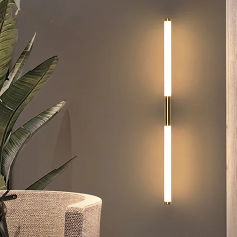 Arisha Einfache moderne Linear LED Wandleuchte Weiß-Gold Schlafzimmer Metall