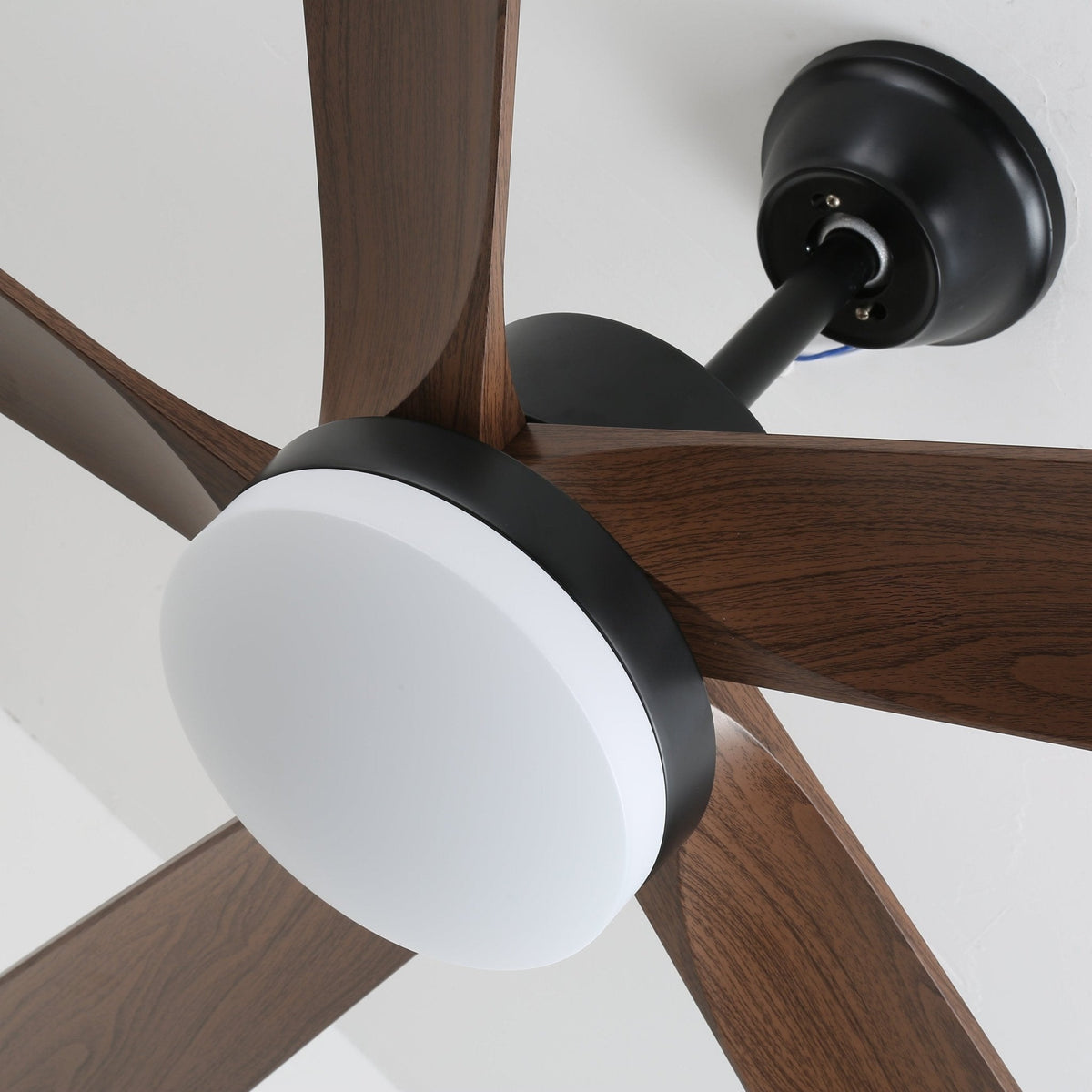 Eryndor Moderner Deckenventilator mit Beleuchtung aus Holz