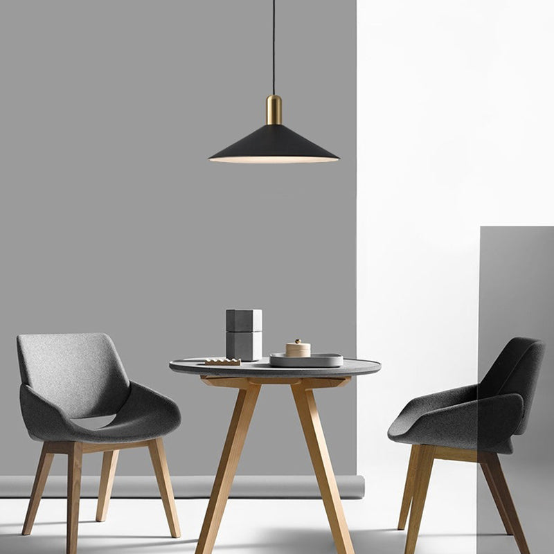 Aria Nodic Pendelleuchte Kegel Schwarz/Gold/Weiß Esstisch