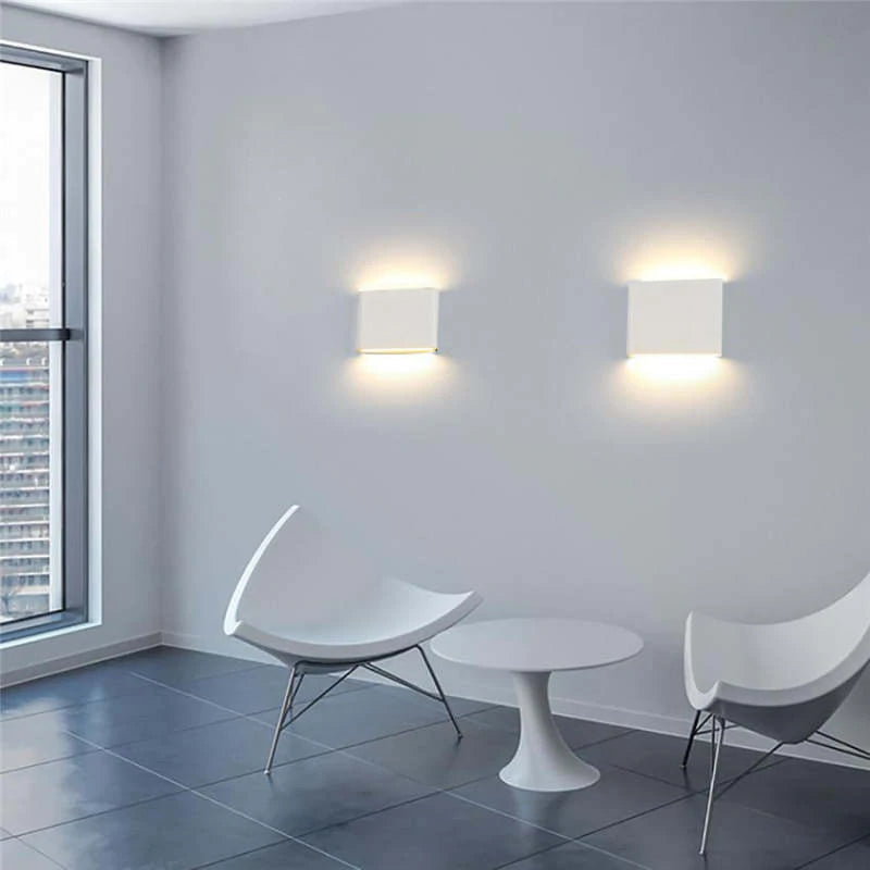 Ray Modern Wasserdichte LED Wandleuchte Rechteckig Innen/Außen Weiß/Schwarz Metall
