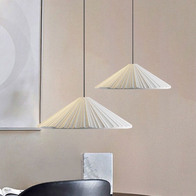 Cairns Pendelleuchte Nordisch, 3 Farben