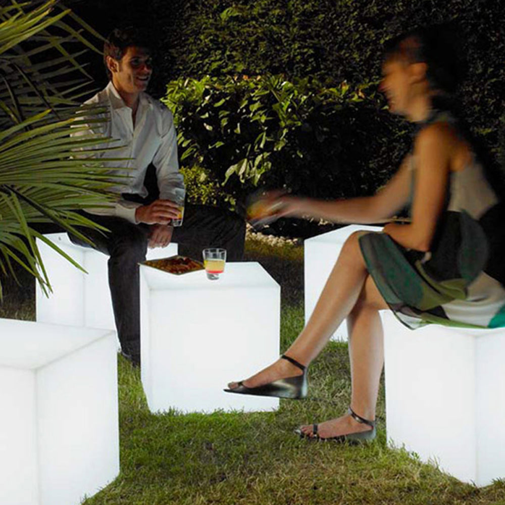 Ray Modern LED Außenleuchte Weiß Garten/Flur/Balkon PE Würfelform 7 Größen Wiederaufladbar