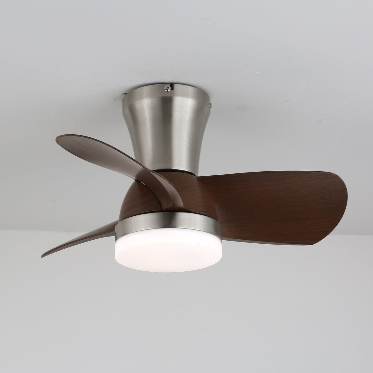Deynor Deckenventilator mit Beleuchtung aus Holz
