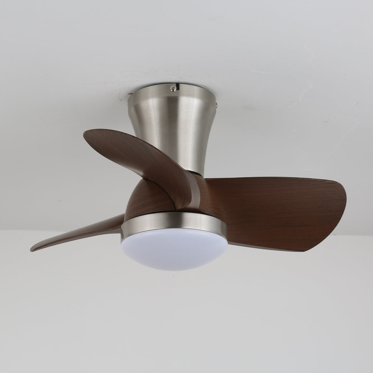 Deynor Deckenventilator mit Beleuchtung aus Holz