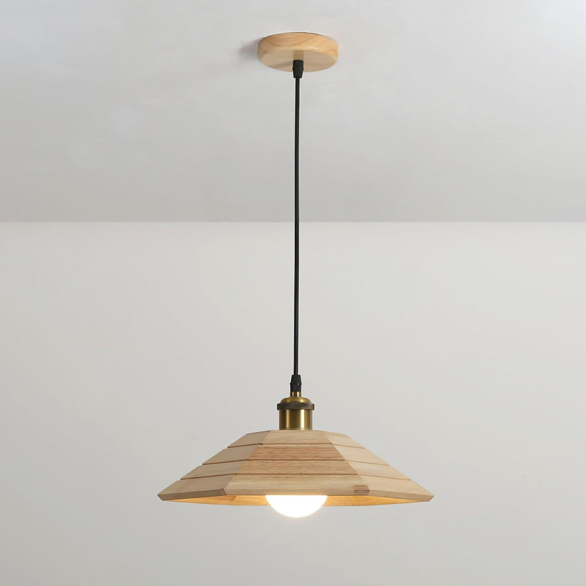 Evys traditionelle Kunst Pendelleuchte aus Holz