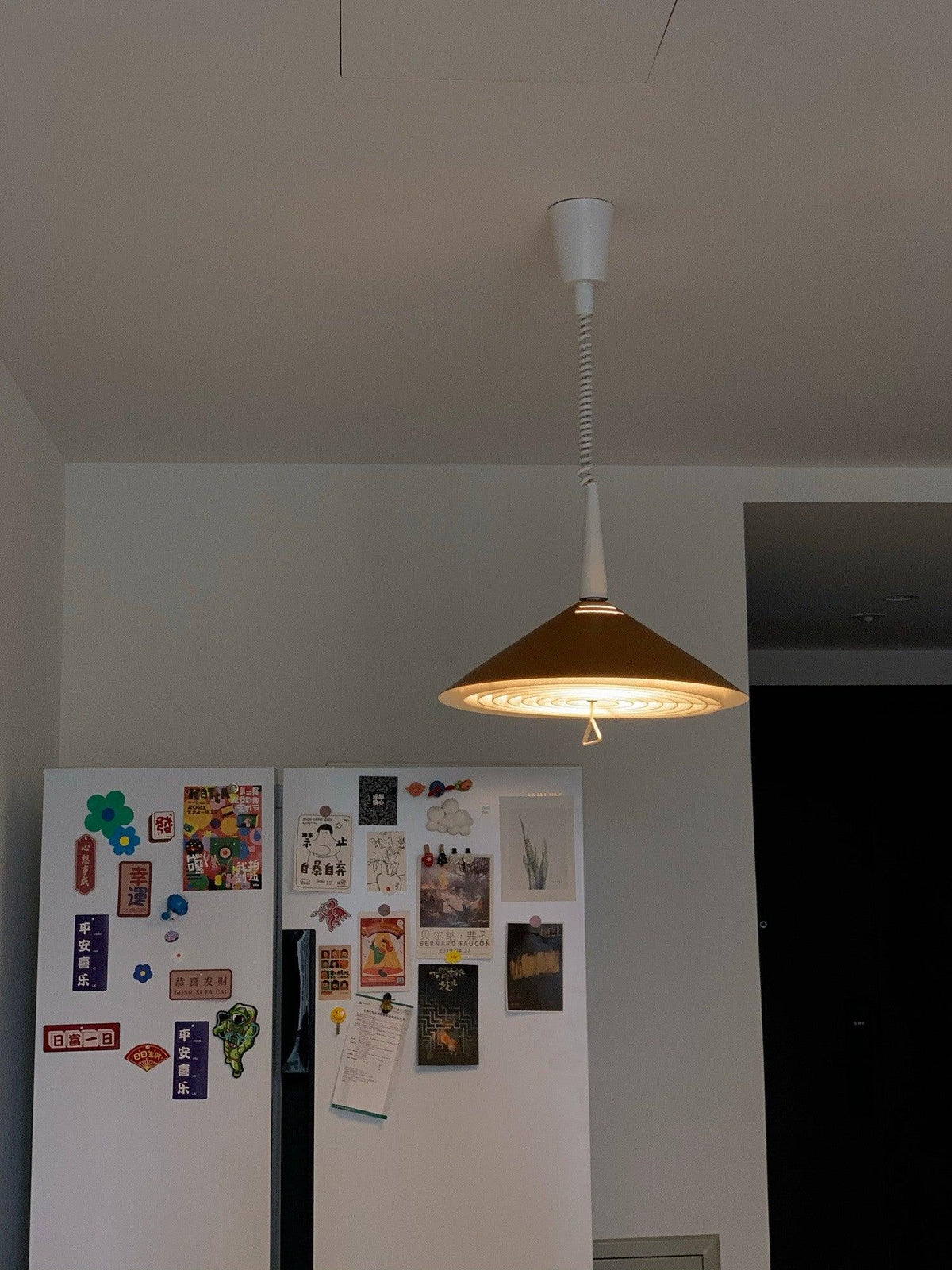 Jolvin zeitgenössische minimalistische Retro-Pendelleuchte