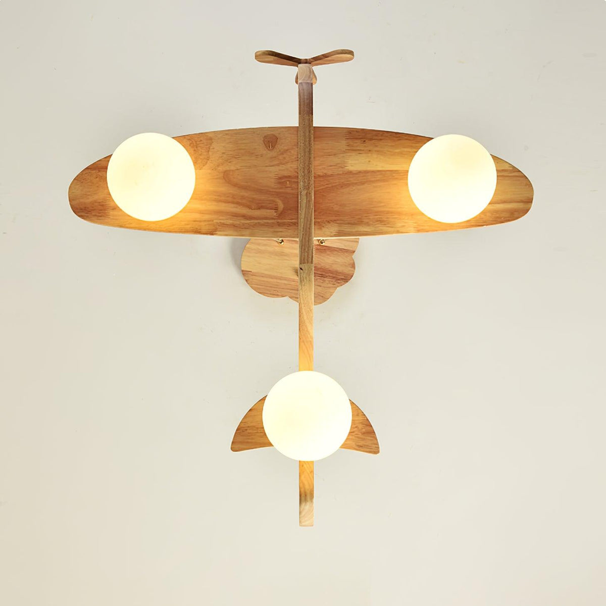 Aldenine Pendelleuchte aus Holz mit künstlerischem Design