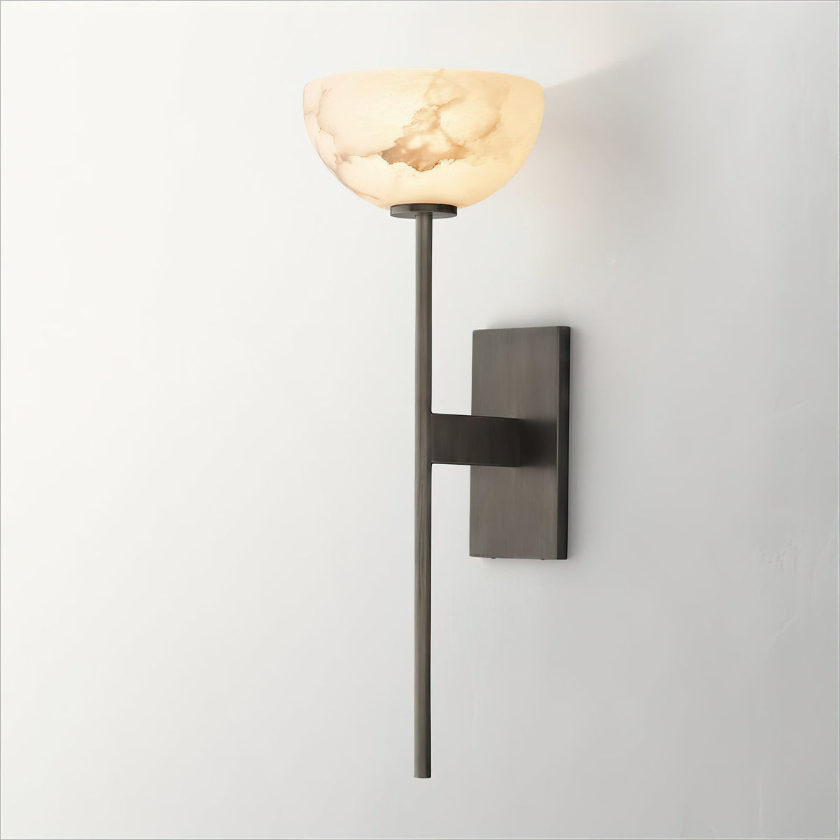 Sondel Alabaster-Wandleuchte