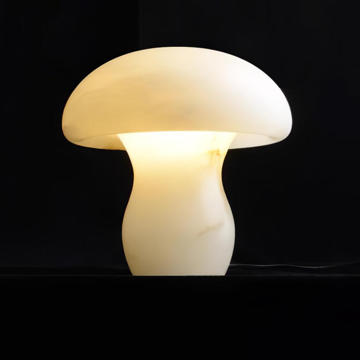 Eirarena Alabaster-Tischleuchte