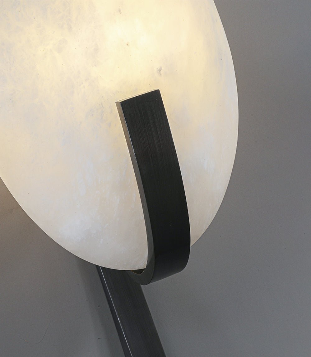 Nivaeria moderne Wandleuchte aus Alabaster