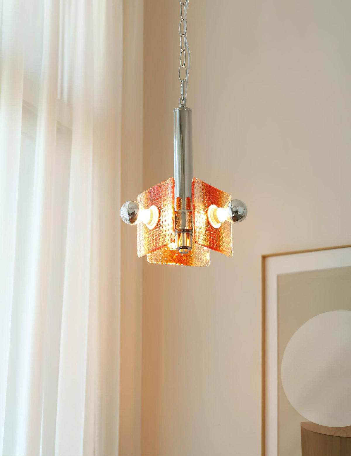 Vesk Pendelleuchte aus Glas im eleganten Design