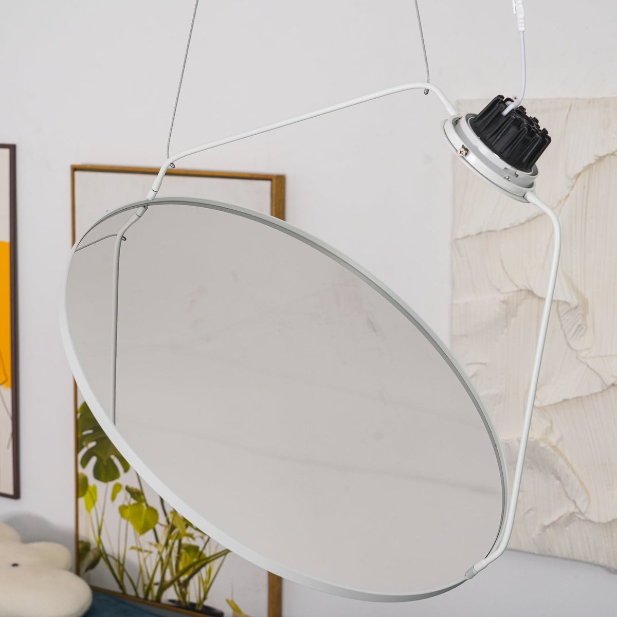Brio Pendelleuchte aus Stahl im minimalistischen Stil