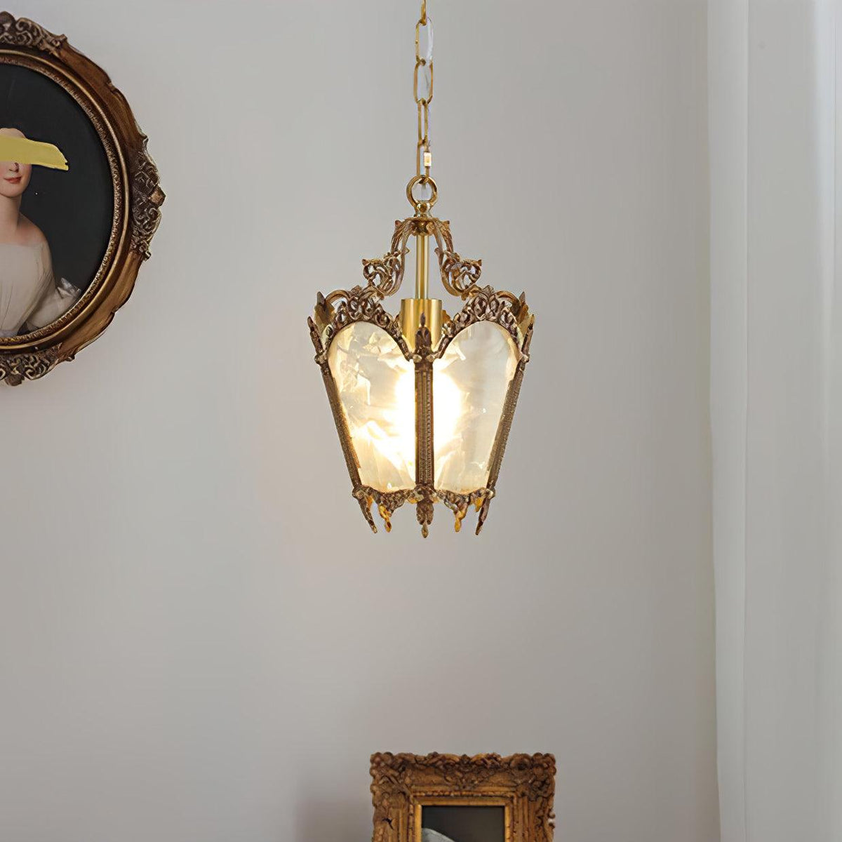 Auririelle Pendelleuchte aus Messing im Empire-Stil, antik und elegant
