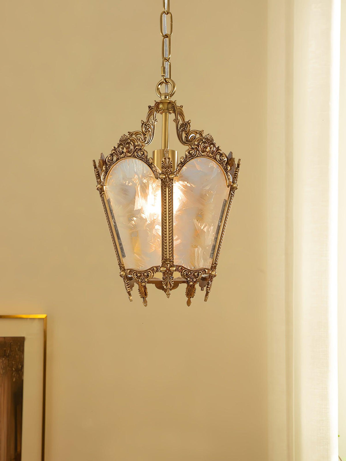 Auririelle Pendelleuchte aus Messing im Empire-Stil, antik und elegant