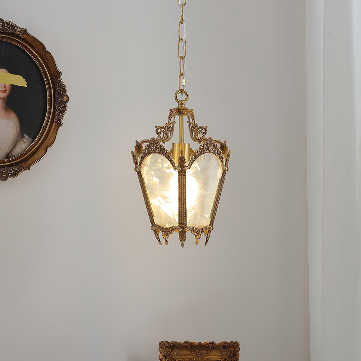 Auririelle Pendelleuchte aus Messing im Empire-Stil, antik und elegant