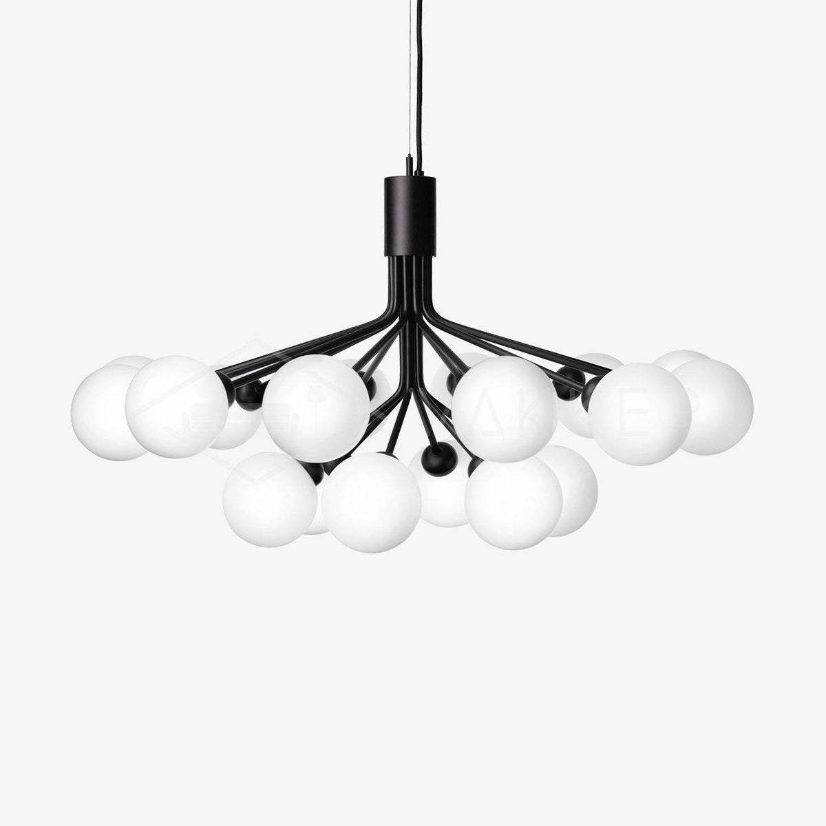 Eirelelle Pendelleuchte mit Glas-Kugel-Cluster in Messing