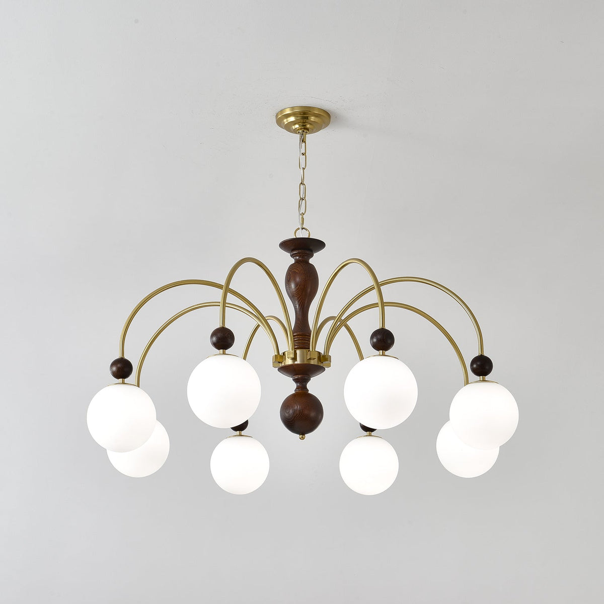 Sylenise Pendelleuchte aus Walnuss und Messing mit Kugelschirm im Vintage-Stil