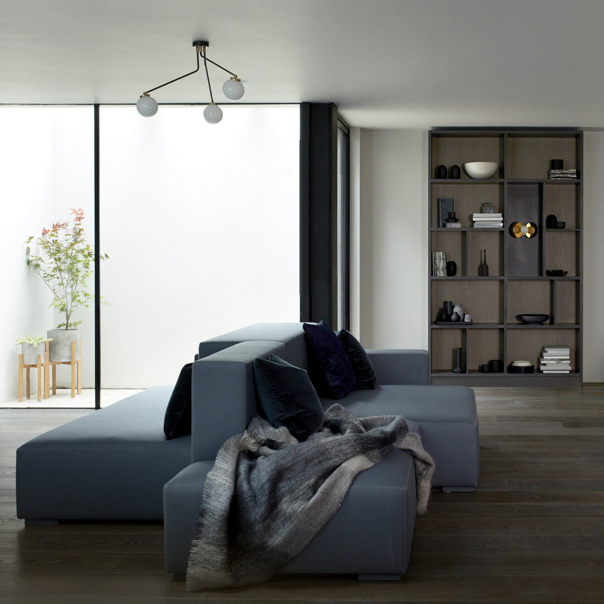 Vatnuvyo moderne minimalistische Deckenleuchte aus Messing mit Metall und Glas