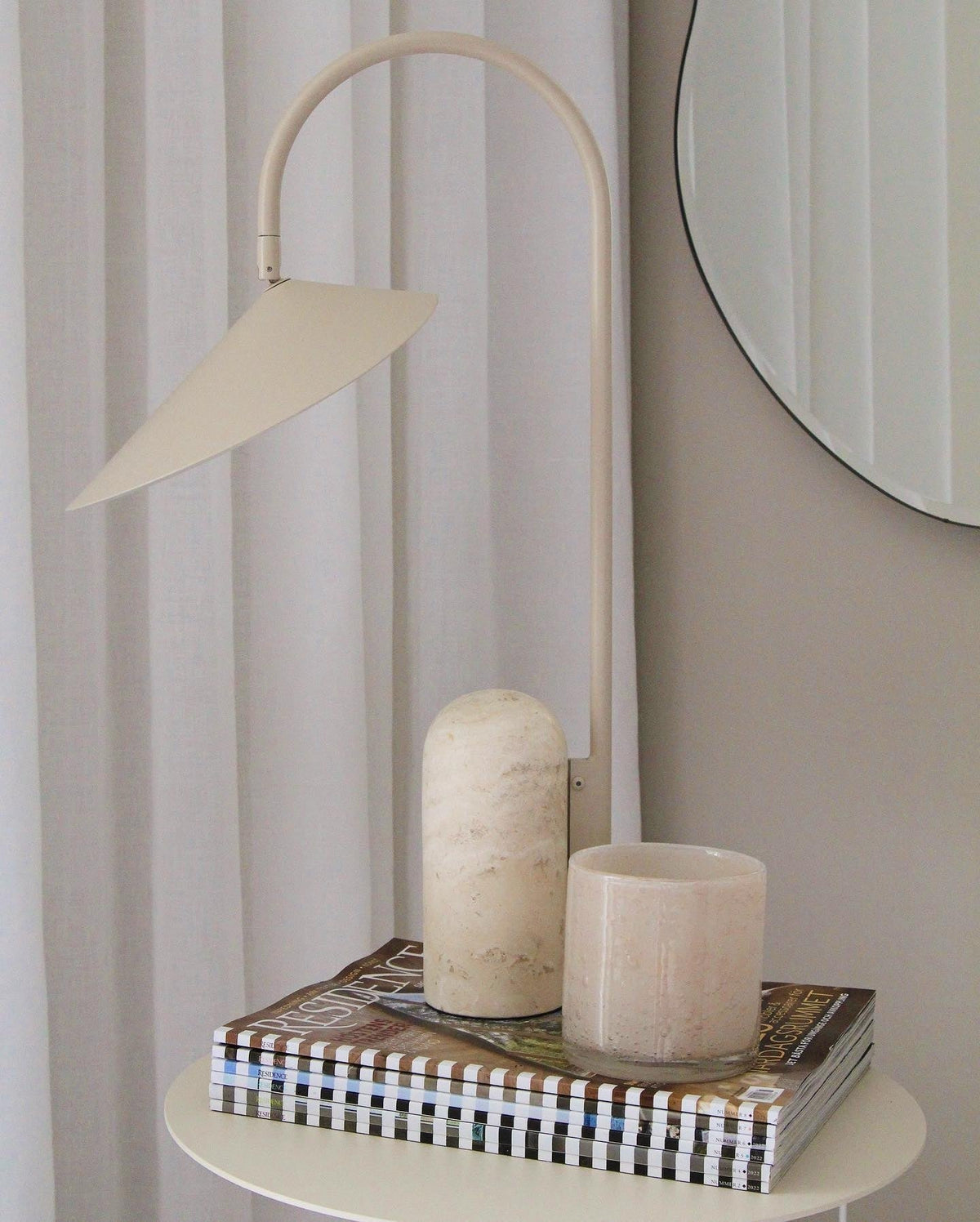 Selva Arc Leaf Tischlampe