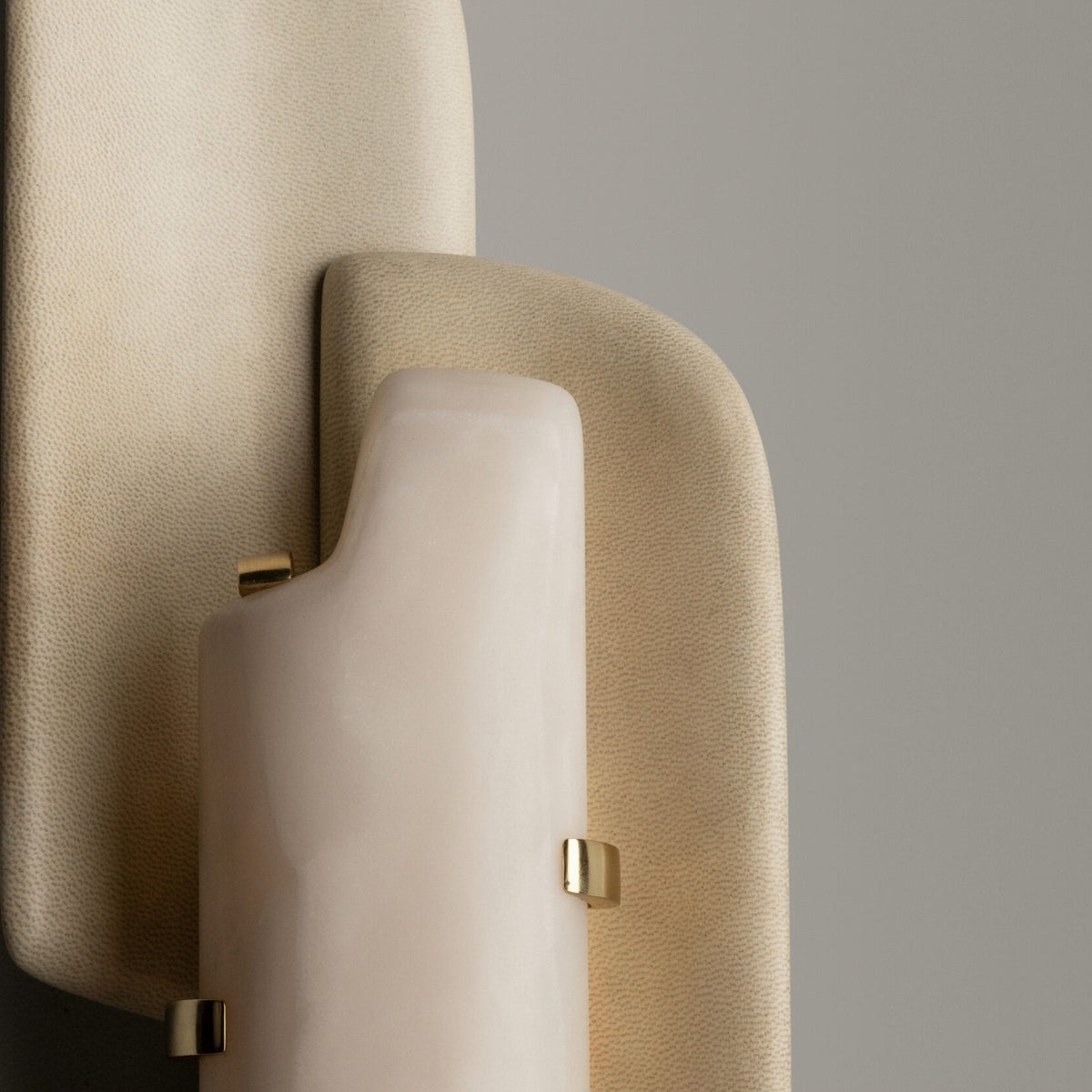 Lysara Aurellin Alabaster-Wandleuchte