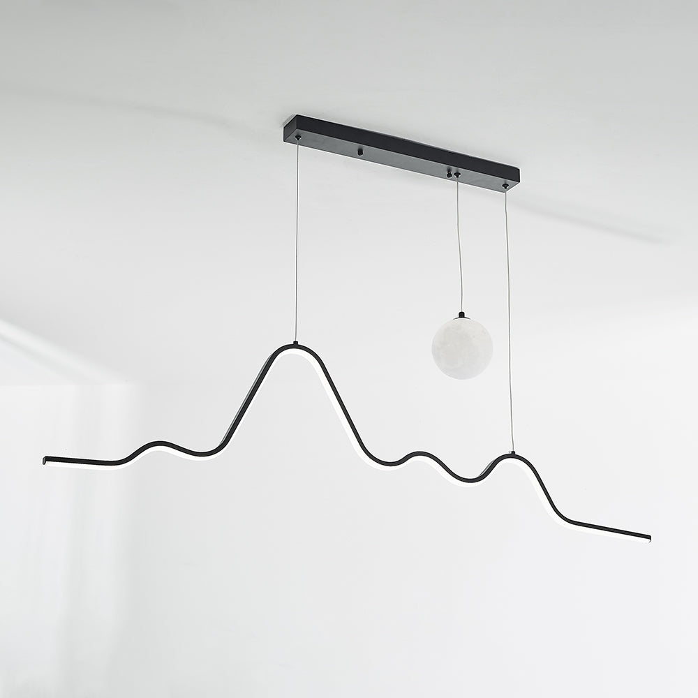 Arisha Minimalistische Gewellte Metall Pendelleuchte, Schwarz/Weiß/Gold