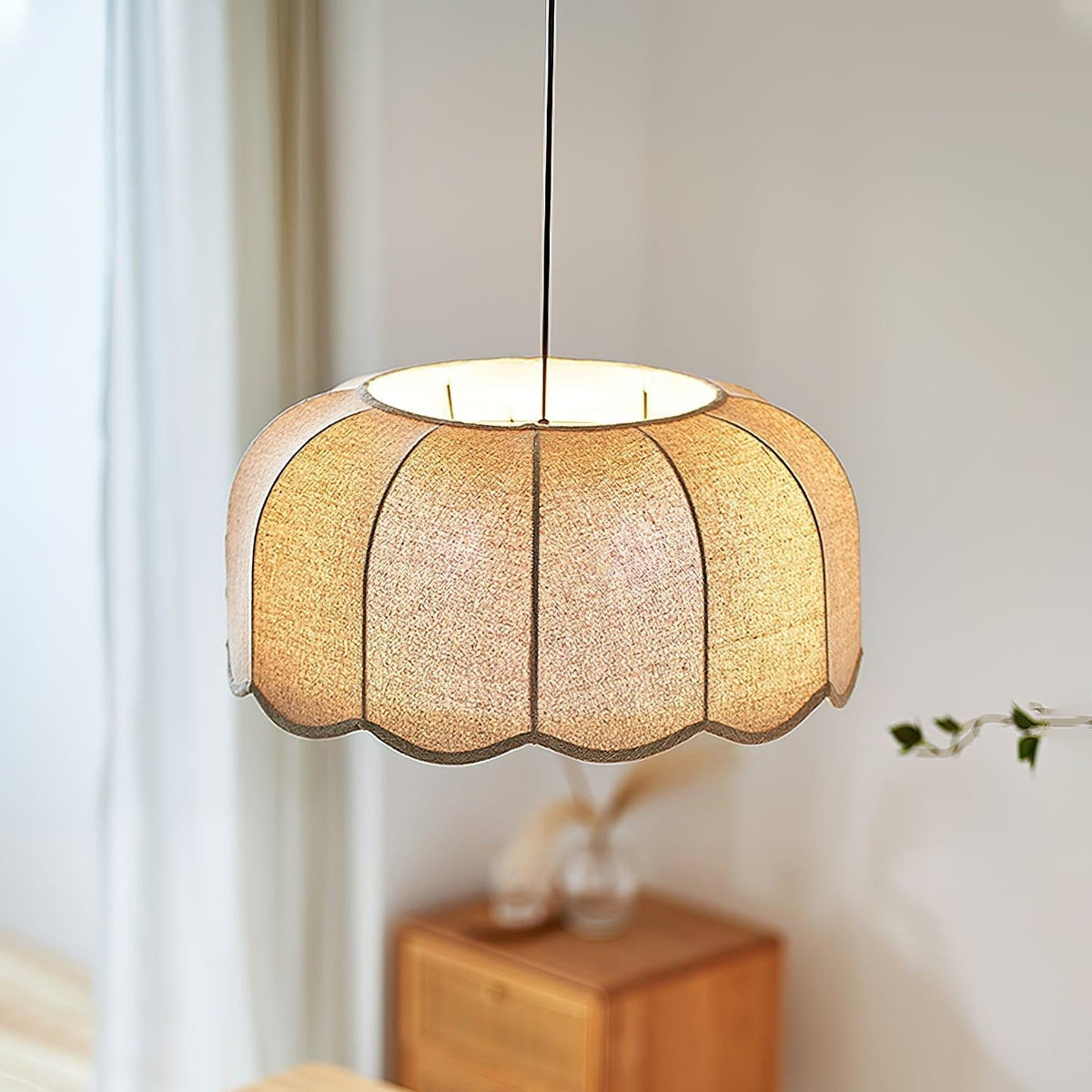 Sora Pendelleuchte mit Bananenblatt-Design
