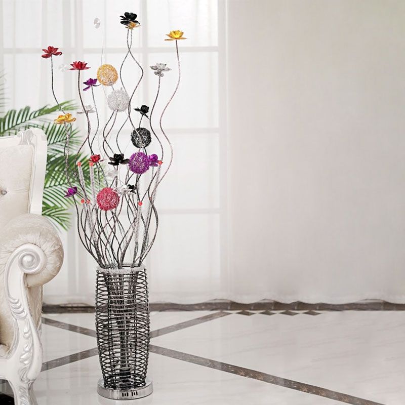 Arisha Art Deco Stehlampe Blumenvase, Silber, Wohnzimmer, Metall
