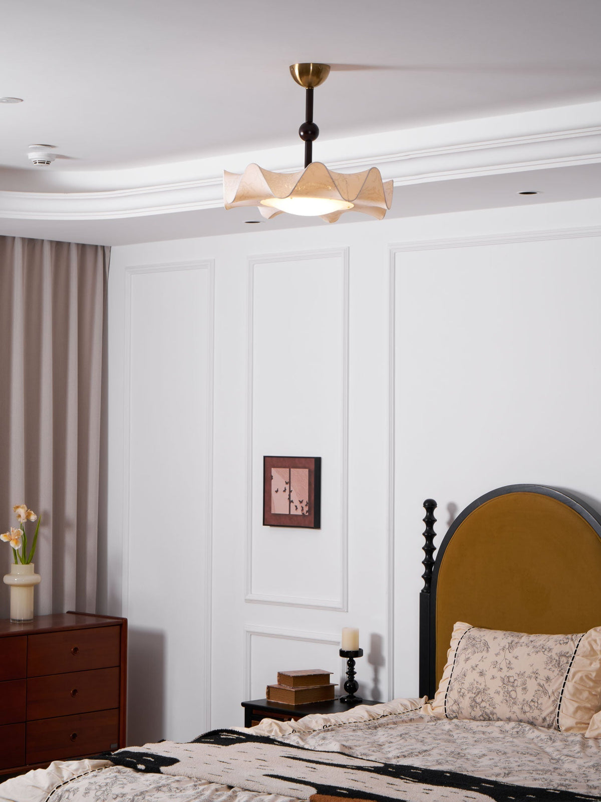 Avlorus traditionelle Premium-Eleganz Deckenleuchte aus Holz und Stoff