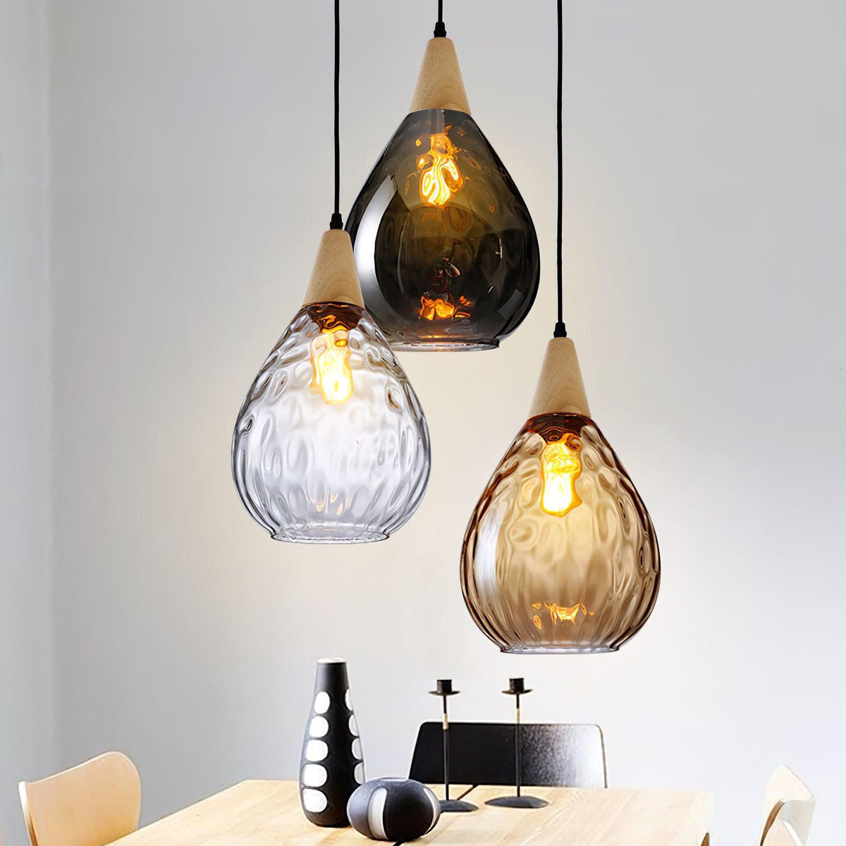 Rinisena Pendelleuchte aus klarem Glas und Holz im nordischen modernen Stil