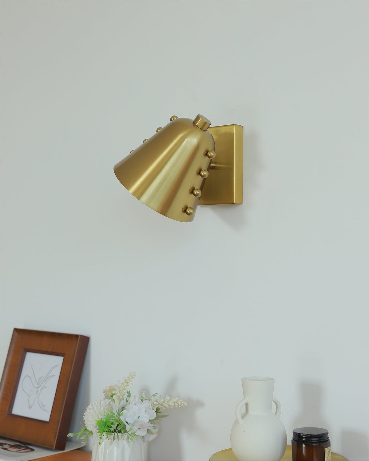 Bespoke Wandleuchte