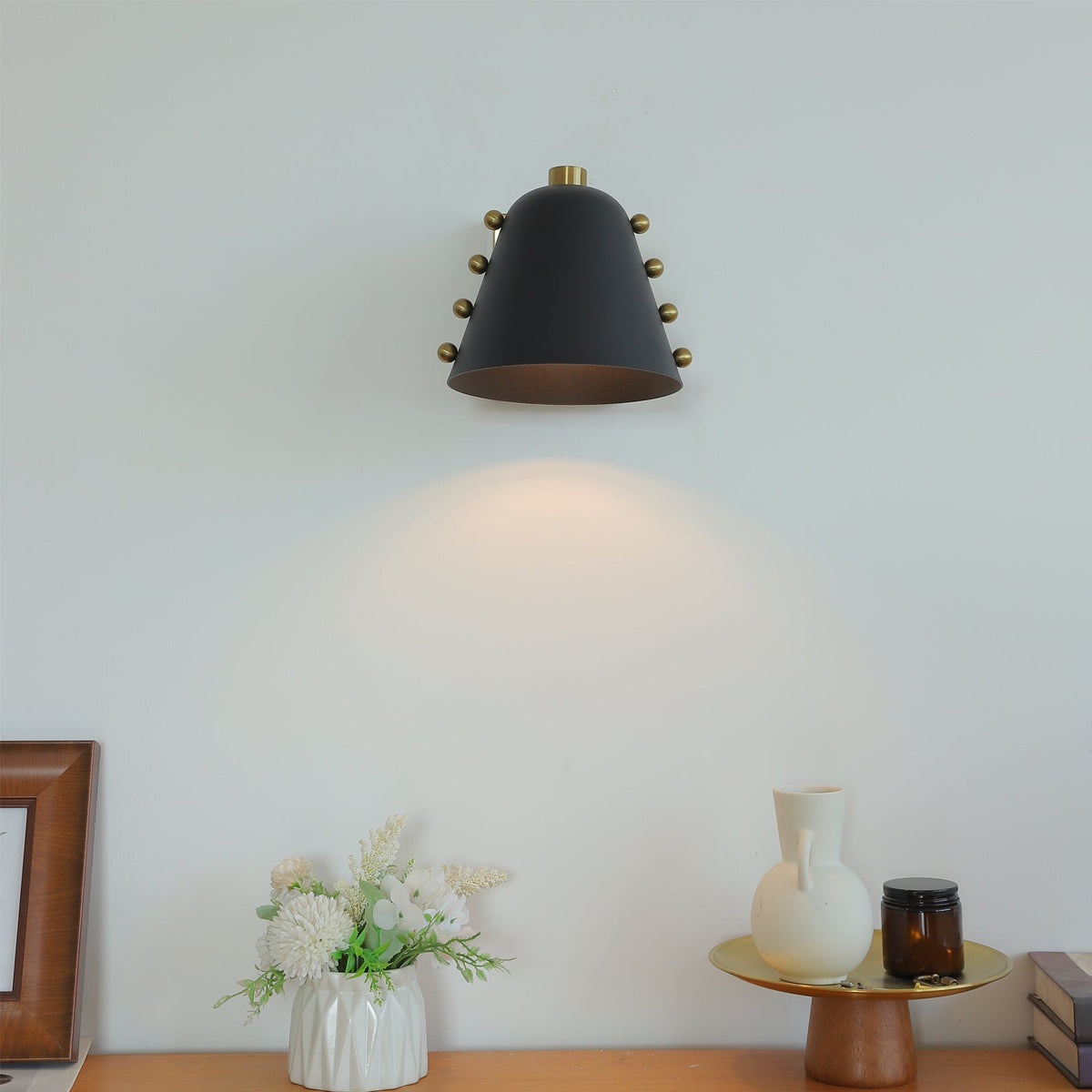 Bespoke Wandleuchte