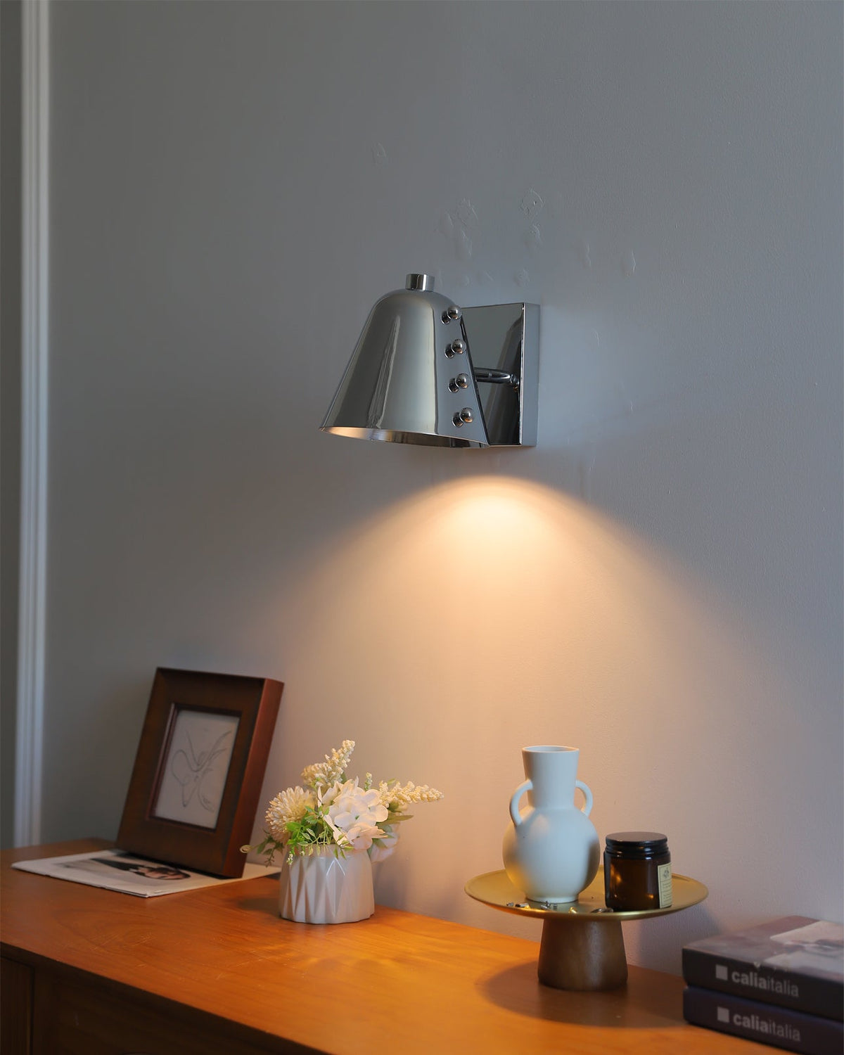 Bespoke Wandleuchte