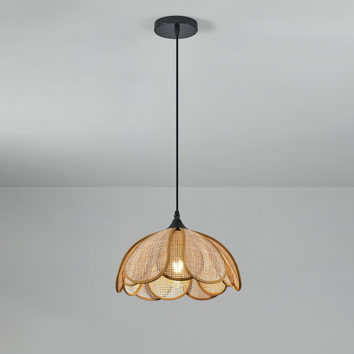 Dyor Elegance Bloom Rattan-Stoff-Pendelleuchte