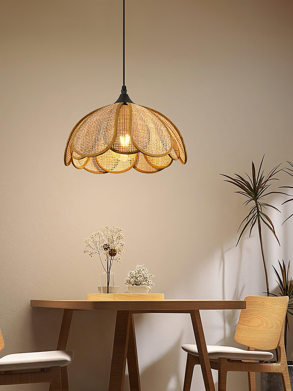 Dyor Elegance Bloom Rattan-Stoff-Pendelleuchte