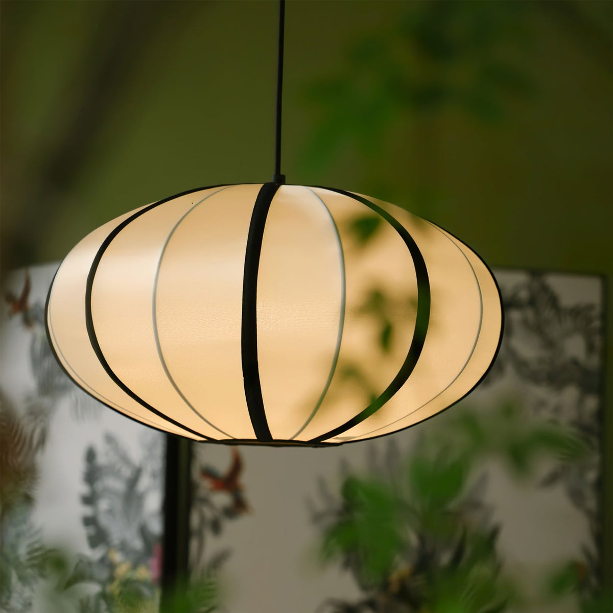 Inez Stoff futuristische Pendelleuchte