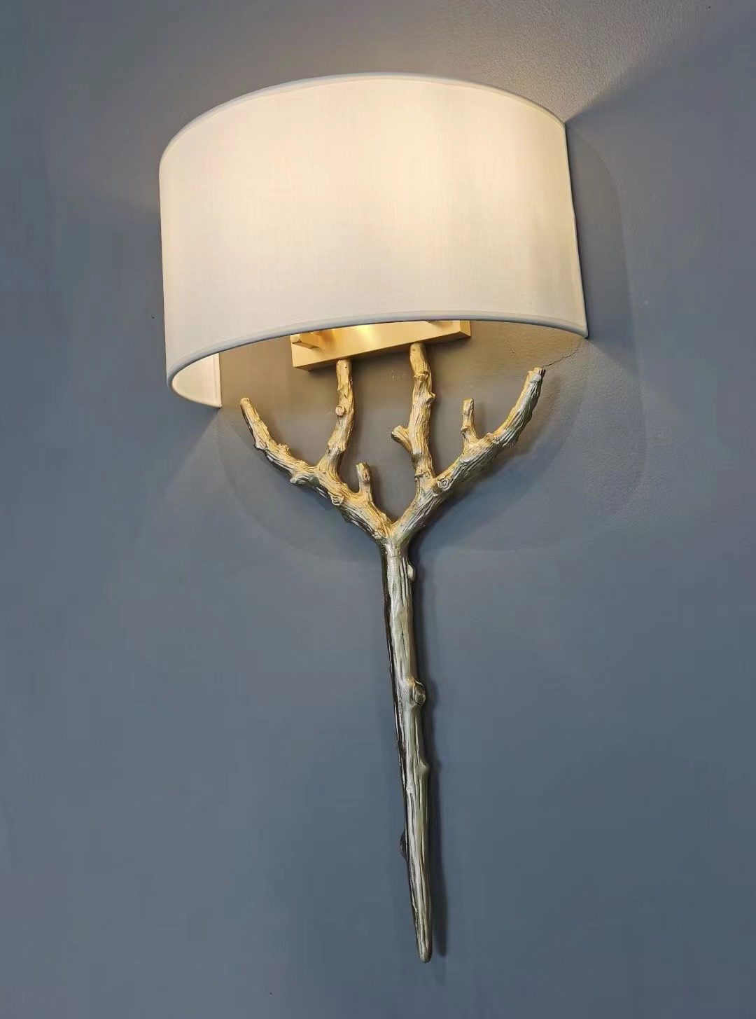 Ceryndir Antler Wandleuchte in Messing