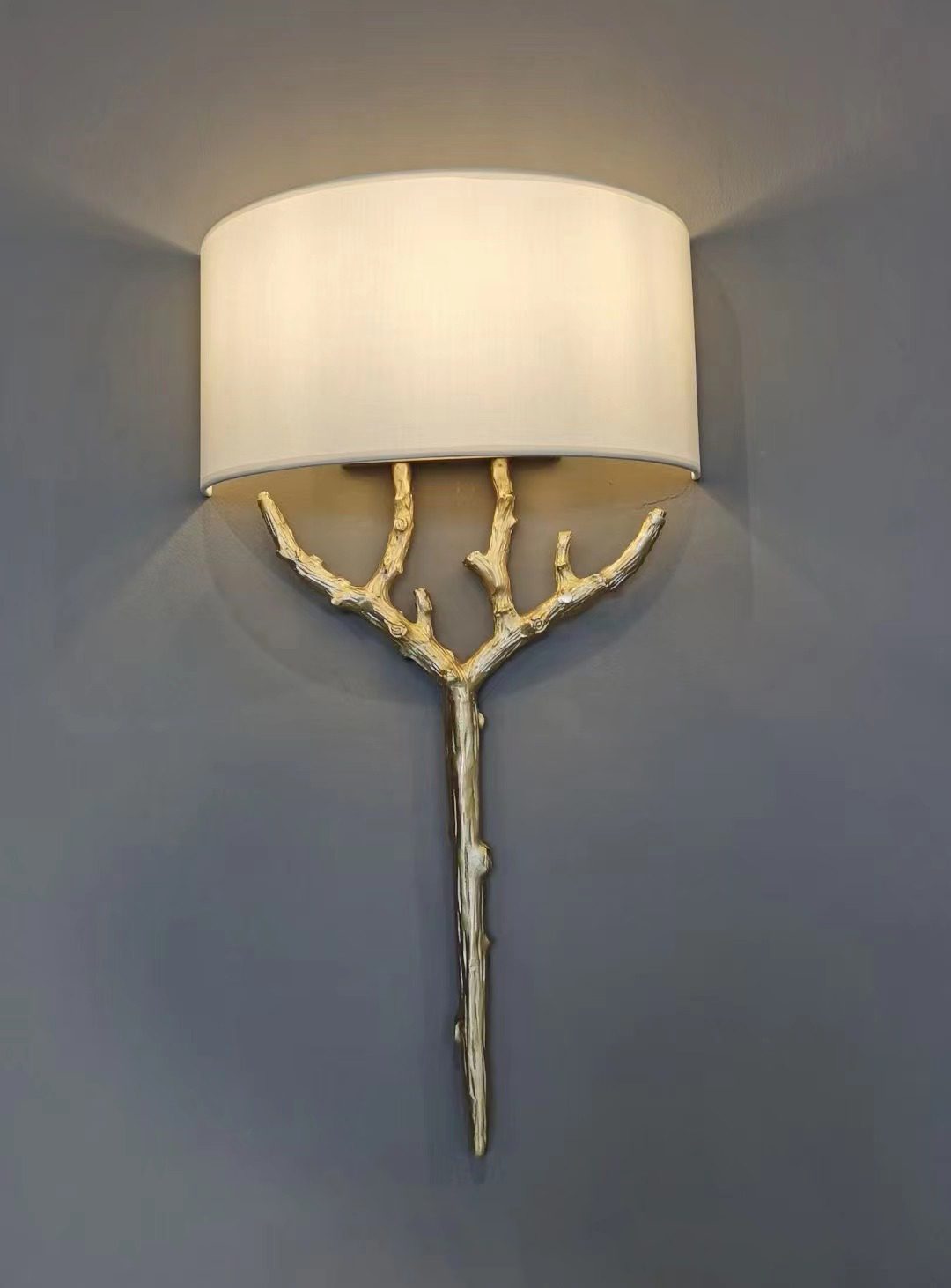 Ceryndir Antler Wandleuchte in Messing