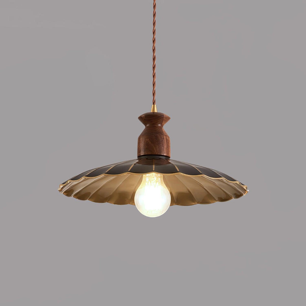 Qior Messing Klassische Eleganz Crest Holz Pendelleuchte