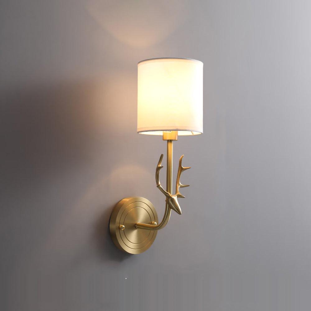 Auriviella Elegance Hirschkopf-Wandleuchte aus Messing