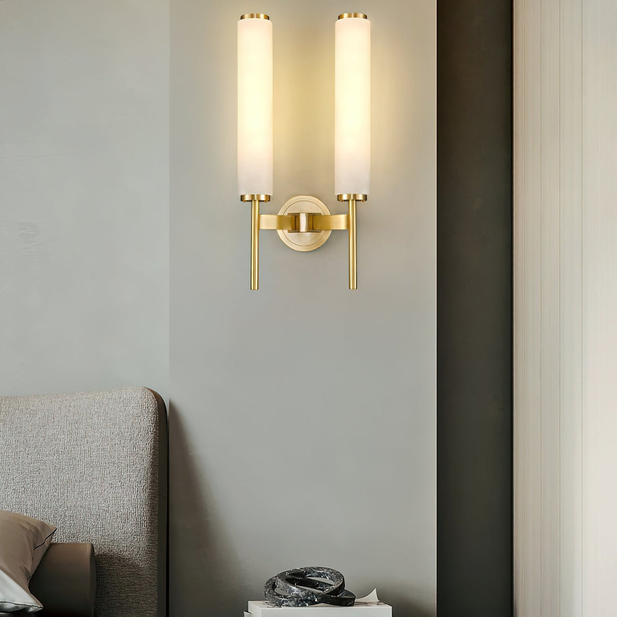 Jern Art-Déco-Wandleuchte aus Alabaster