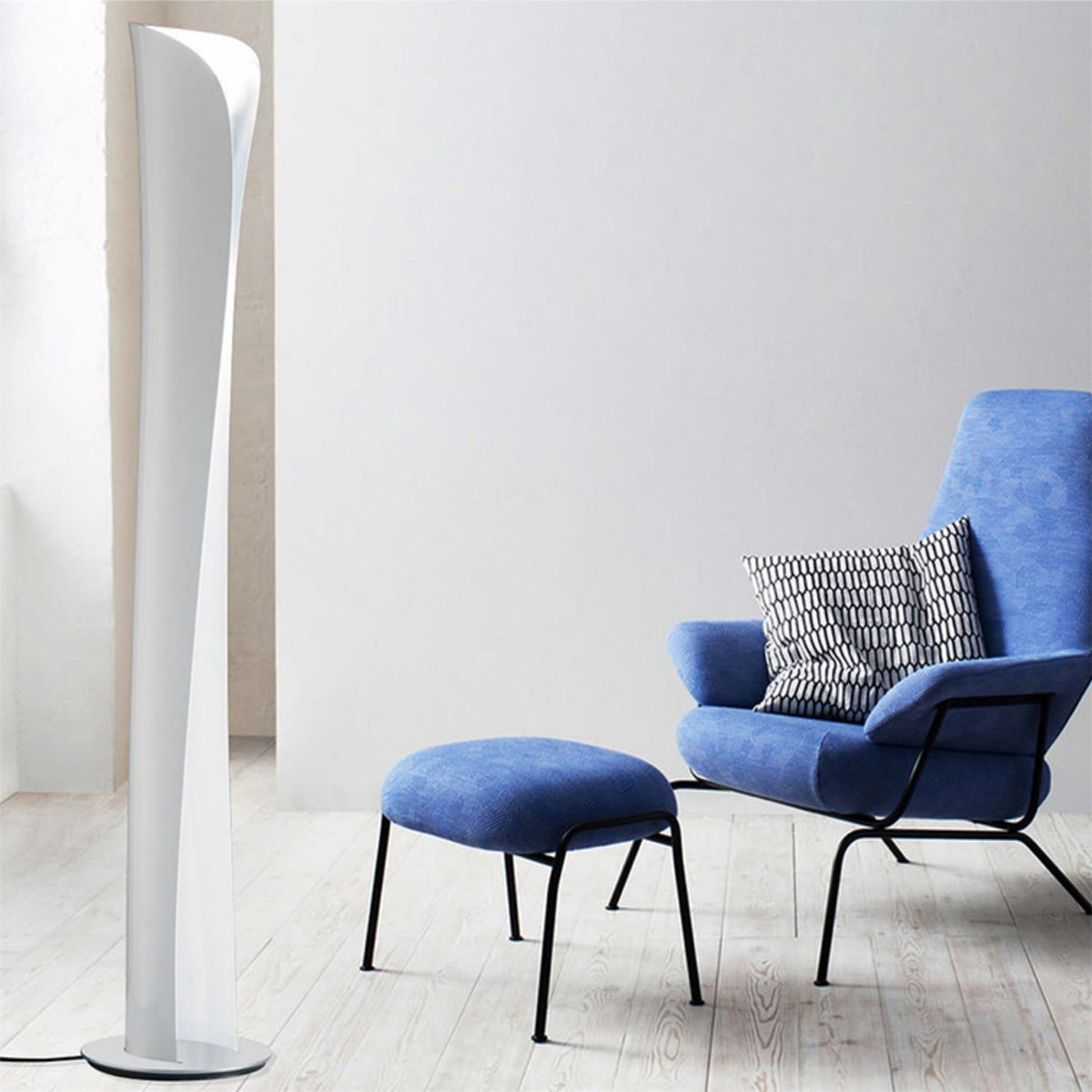 Cirvel Aluminium futuristische Stehleuchte