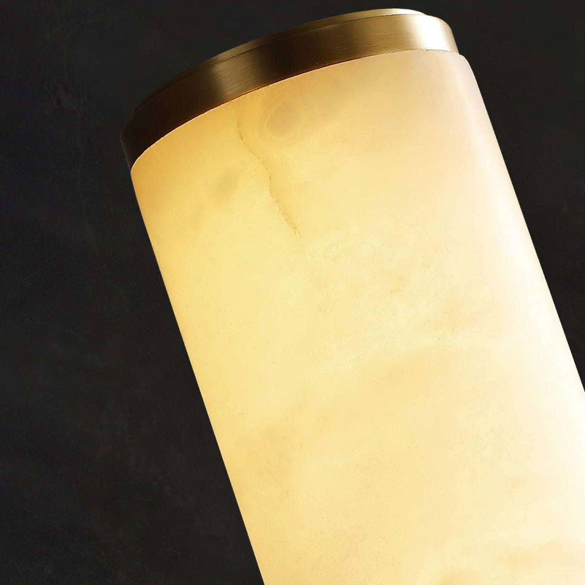 Klyr Vertikale zylindrische Alabaster-Wandleuchte