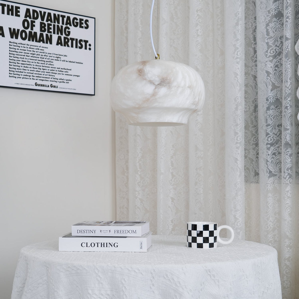 Thalia Minimalistische Alabaster-Pendelleuchte