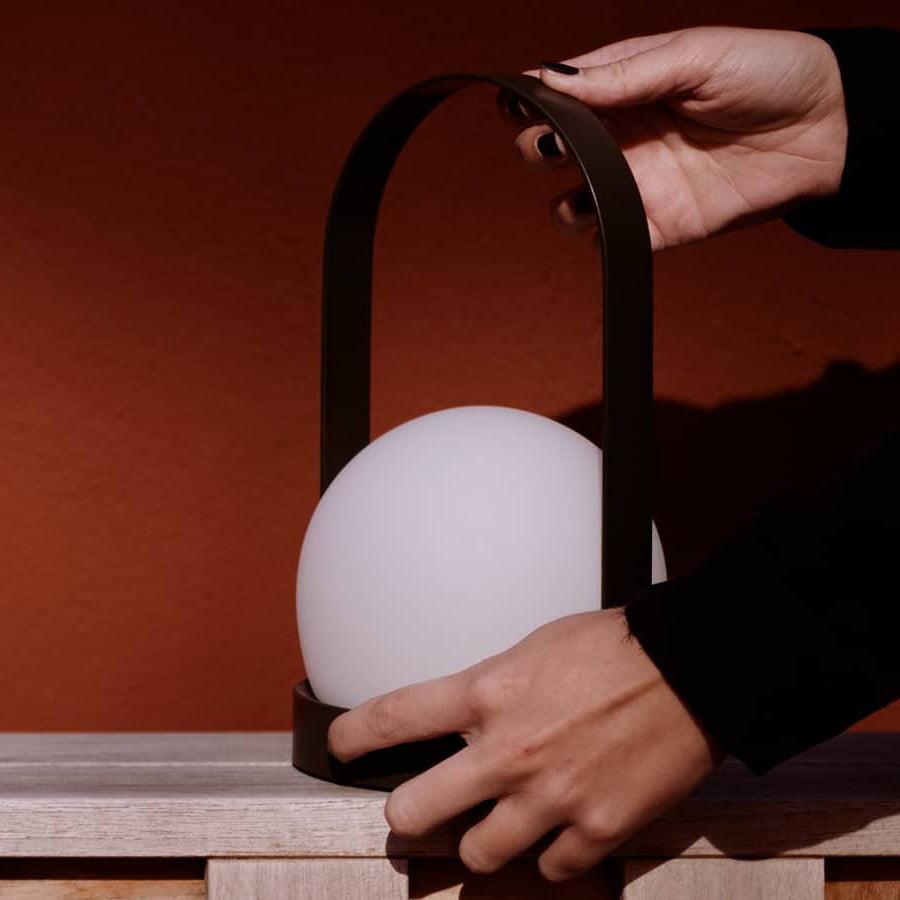 Zenon Glas Minimalistische Tischleuchte