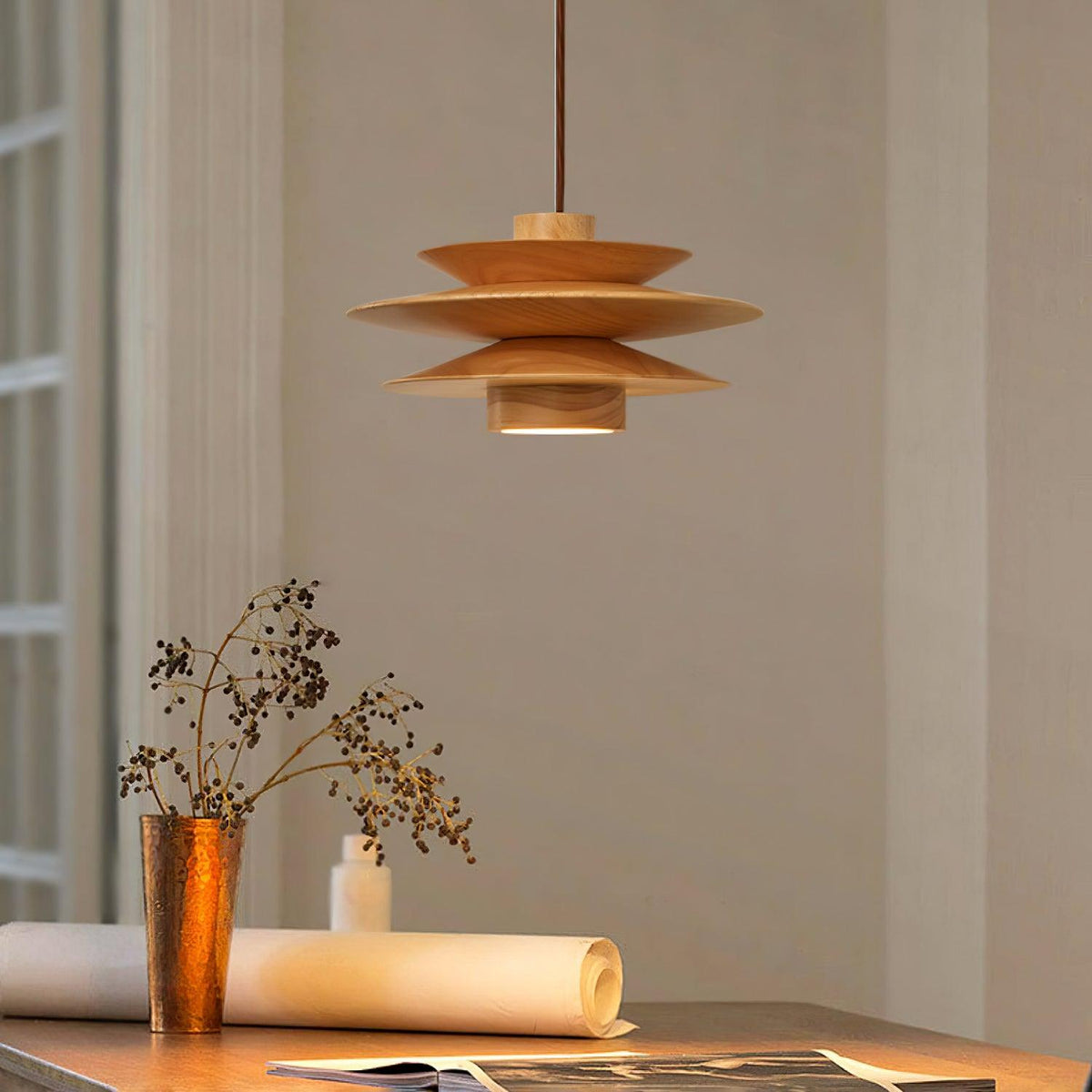 Elorda Pendelleuchte aus Holz im Retro-Stil